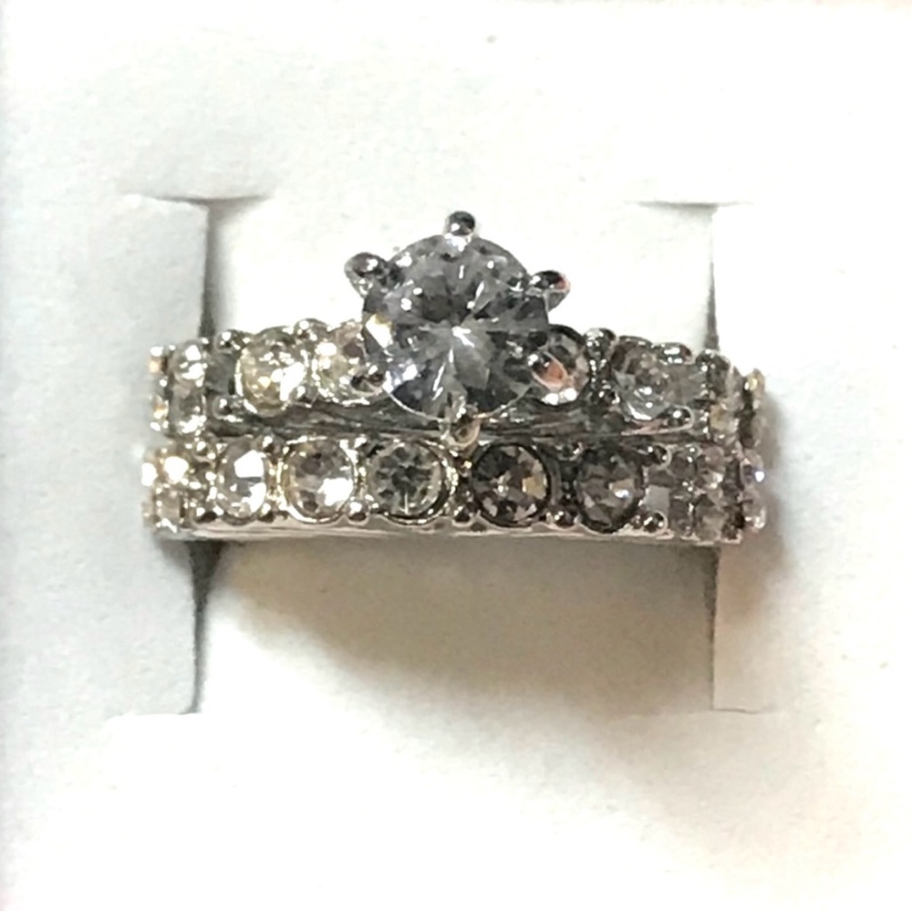 New Sterling silver white sapphire wedding ring  set size 5.5